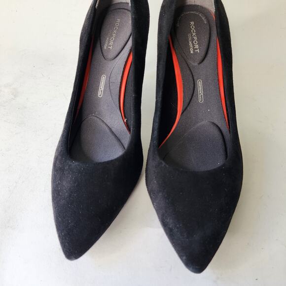 Rockport Total Motion Pump Black Suede Point Toe Heel Size 8.5M - Picture 3 of 10